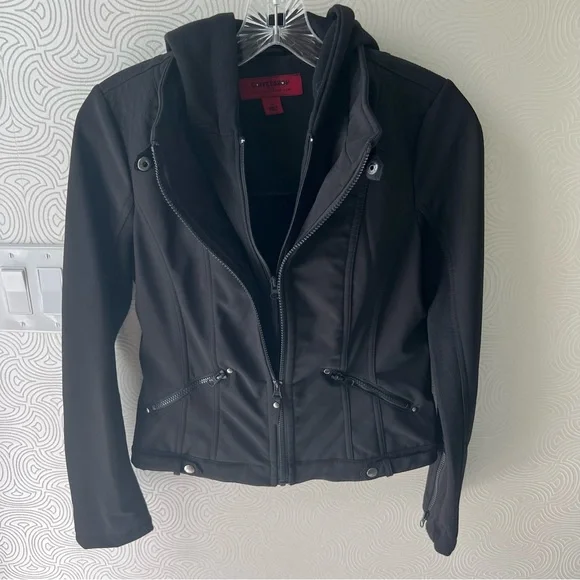 Jacket - Picture 3 of 6